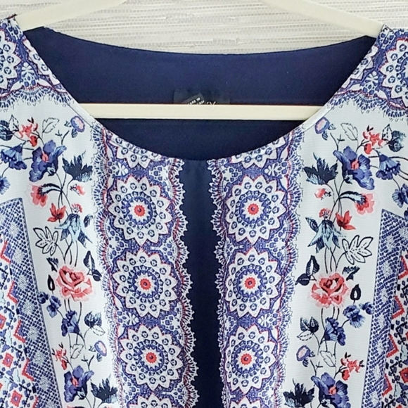 ALYX floral flowy sleeve blouse - Picture 4 of 10